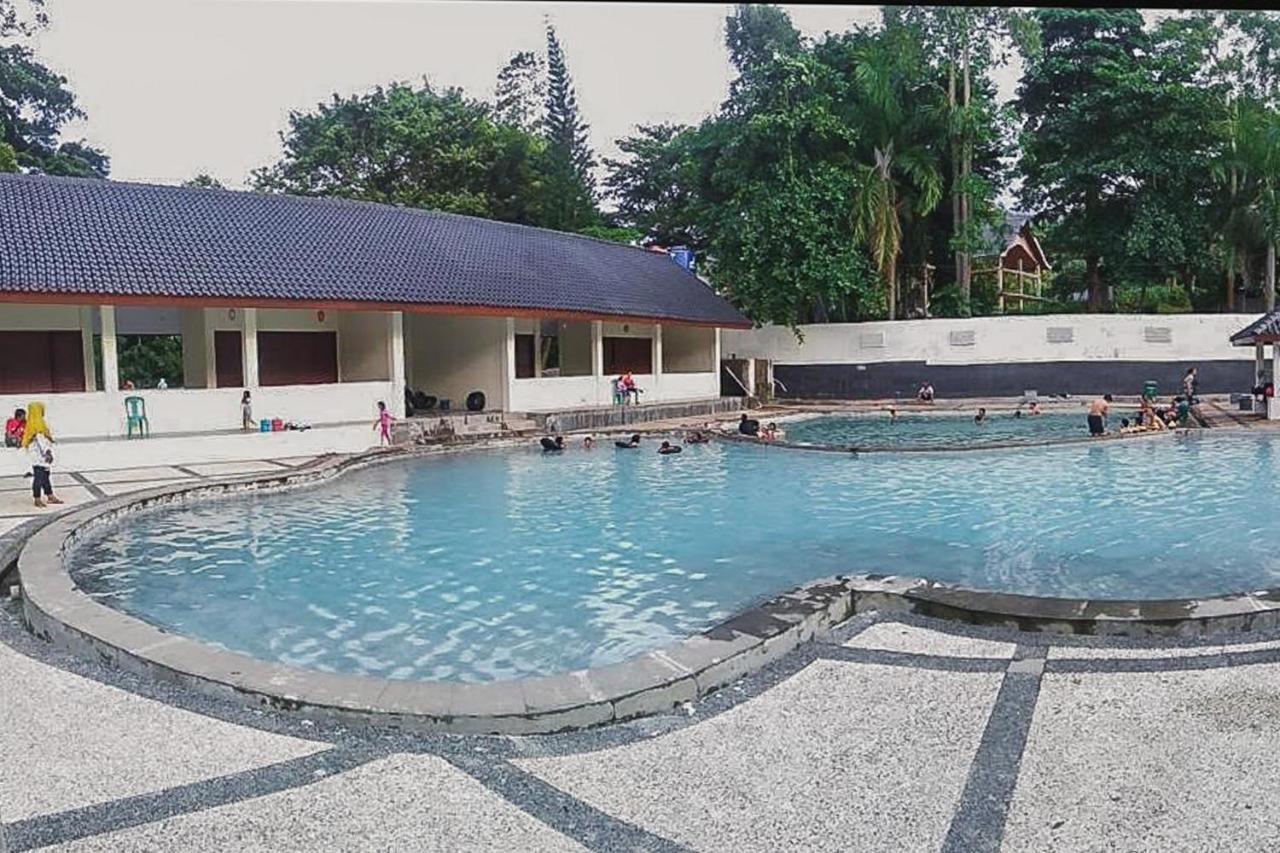 Wisma Belerang Kalianda Mitra Reddoorz Extérieur photo